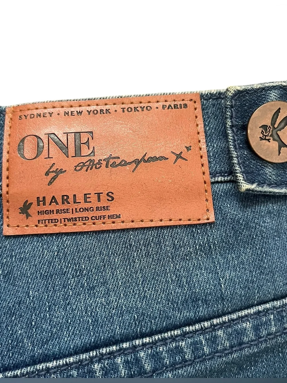 One Teaspoon Harlets High Rise Denim Shorts Twisted Cuff Blue Size 26